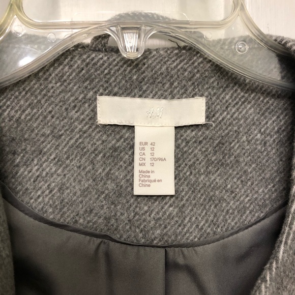 H&M Coat - Picture 3 of 4